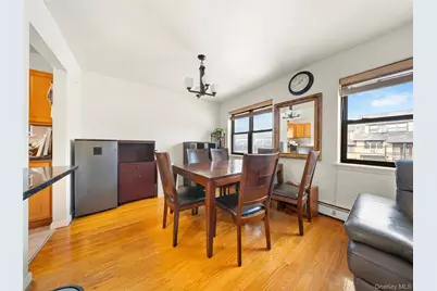 240-22 70th Avenue, Little Neck, NY 11362 - Photo 7