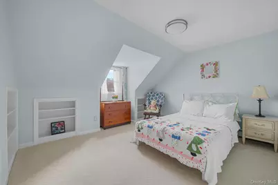 19 Birchwood Drive, South Huntington, NY 11746 - Photo 17