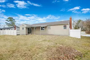 120 Evergreen Ave, Brentwood, NY 11717 - Photo 35