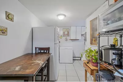 120 Evergreen Avenue, Brentwood, NY 11717 - Photo 33