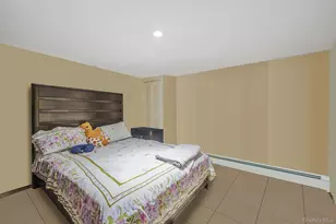 120 Evergreen Ave, Brentwood, NY 11717 - Photo 23