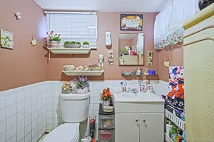 120 Evergreen Ave, Brentwood, NY 11717 - Photo 27