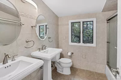 2 Westbourne Lane, Melville, NY 11747 - Photo 33