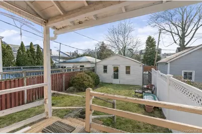 22 Stephenson Boulevard #1st, New Rochelle, NY 10801 - Photo 11