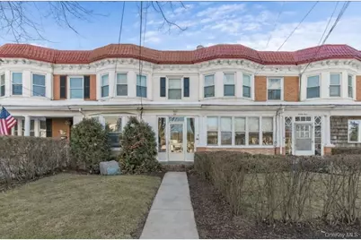 22 Stephenson Boulevard #1st, New Rochelle, NY 10801 - Photo 1