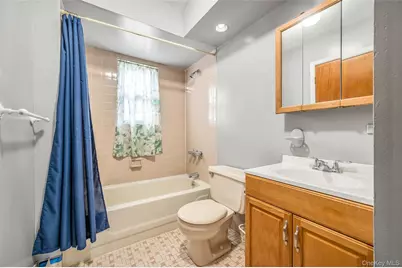 13214 Farmers Boulevard, Saint Albans, NY 11434 - Photo 7