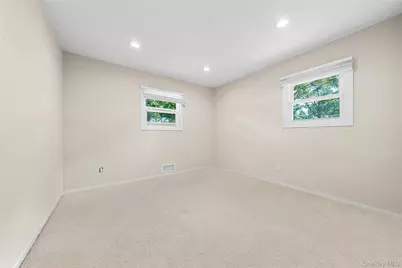 7 Pierre Drive, Commack, NY 11725 - Photo 5