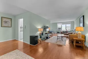 18-70 211th St, Bayside, NY 11360 - Photo 5