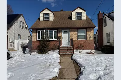 117 Ruxton Street, Uniondale, NY 11553 - Photo 1