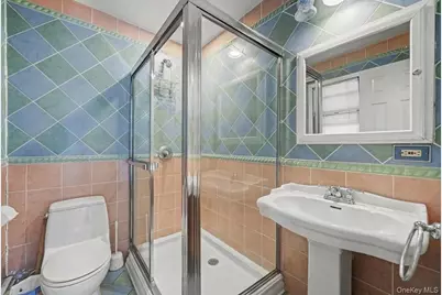 6 Kakiat Lane, Spring Valley, NY 10977 - Photo 21