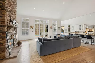 21 Corbett Drive, East Quogue, NY 11942 - Photo 5