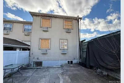 11625 Merrick Boulevard, Jamaica, NY 11434 - Photo 17