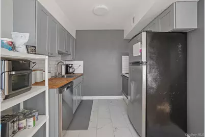 26 Cooper Road #411, Poughkeepsie, NY 12603 - Photo 9