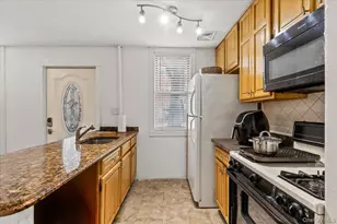 233 Sunset Blvd, Bronx, NY 10473 - Photo 9