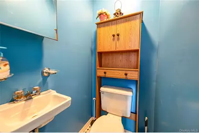 1440 Lombardy Boulevard, Bay Shore, NY 11706 - Photo 13