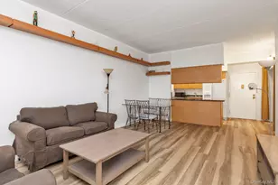 725 Miller Ave, Freeport, NY 11520 - Photo 3