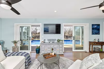 4 Bay Street, Center Moriches, NY 11934 - Photo 23