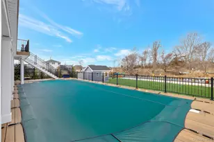 4 Bay St, Center Moriches, NY 11934 - Photo 33