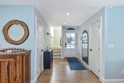 4 Bay Street, Center Moriches, NY 11934 - Photo 5