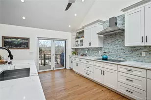 4 Bay St, Center Moriches, NY 11934 - Photo 9