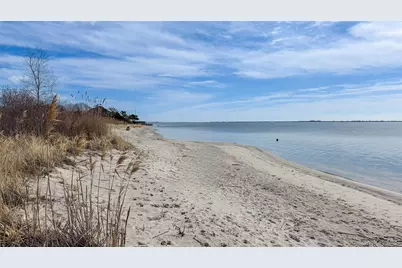 4 Bay Street, Center Moriches, NY 11934 - Photo 41