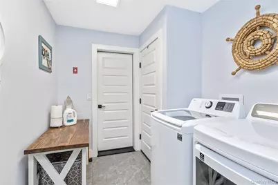 4 Bay Street, Center Moriches, NY 11934 - Photo 29