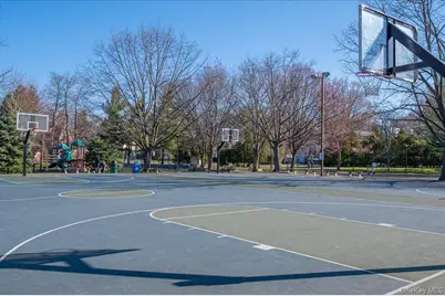 1325 Stoneybrook Avenue, Mamaroneck, NY 10543 - Photo 21