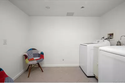 1325 Stoneybrook Avenue, Mamaroneck, NY 10543 - Photo 17