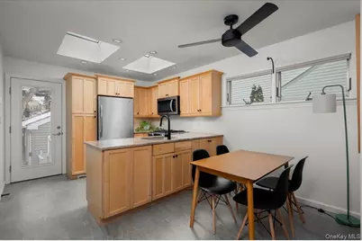 1325 Stoneybrook Avenue, Mamaroneck, NY 10543 - Photo 3