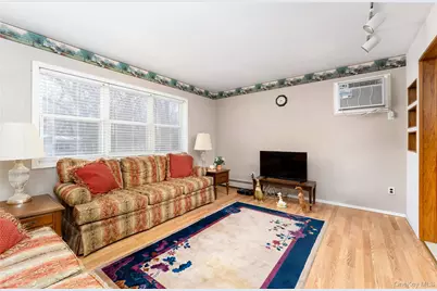 189 Broadway, Rocky Point, NY 11778 - Photo 5