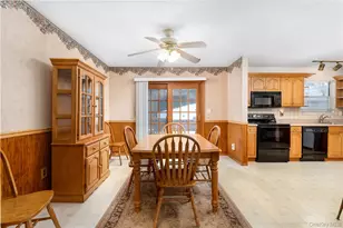 189 Broadway, Rocky Point, NY 11778 - Photo 7