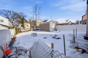 119-15 193rd St, Saint Albans, NY 11412 - Photo 9