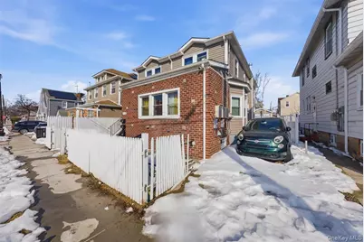 11915 193rd Street, Saint Albans, NY 11412 - Photo 5