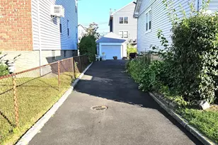 56 4th Ave, East Rockaway, NY 11518 - Photo 25