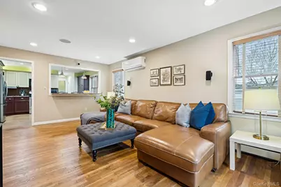 24 Cherry Place, Huntington, NY 11743 - Photo 17