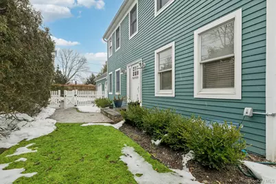 24 Cherry Place, Huntington, NY 11743 - Photo 3