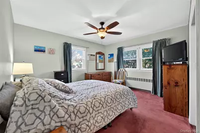 59 Holly Road, Hewlett, NY 11557 - Photo 17