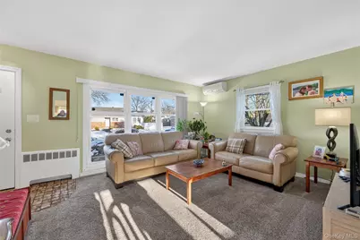 59 Holly Road, Hewlett, NY 11557 - Photo 7