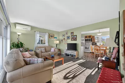 59 Holly Road, Hewlett, NY 11557 - Photo 9