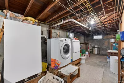 59 Holly Road, Hewlett, NY 11557 - Photo 27