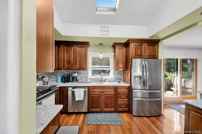 39 Harding Drive, New Rochelle, NY 10801 - Photo 5