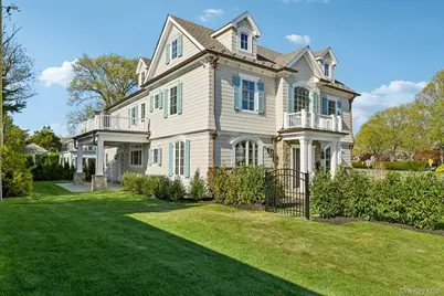 133 Newmarket Road, Garden City, NY 11530 - Photo 47