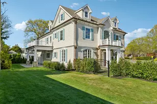 133 Newmarket Rd, Garden City, NY 11530 - Photo 47