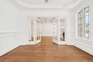 133 Newmarket Rd, Garden City, NY 11530 - Photo 15