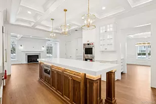 133 Newmarket Rd, Garden City, NY 11530 - Photo 13