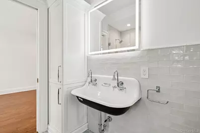 133 Newmarket Road, Garden City, NY 11530 - Photo 29