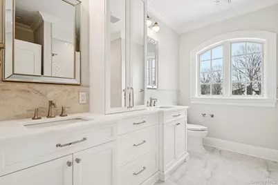 133 Newmarket Road, Garden City, NY 11530 - Photo 23