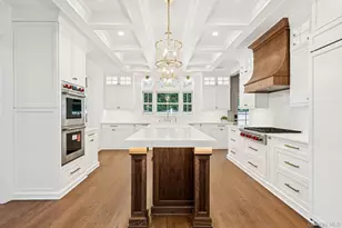 133 Newmarket Rd, Garden City, NY 11530 - Photo 9