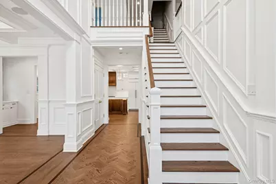 133 Newmarket Road, Garden City, NY 11530 - Photo 3