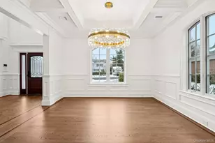 133 Newmarket Rd, Garden City, NY 11530 - Photo 5